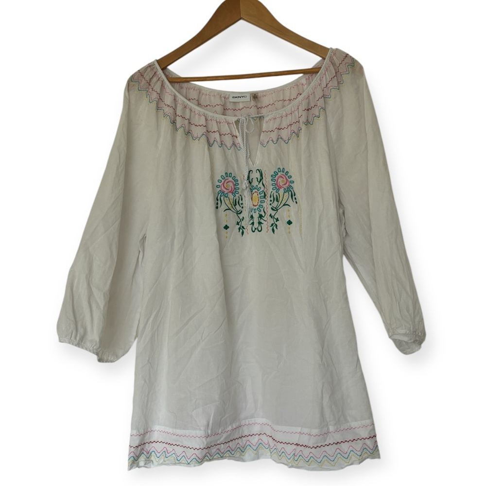 DKNYC Embroidered White Top